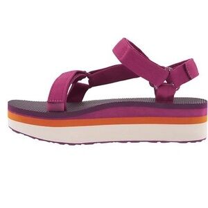NWOT Teva Flatform Universal open toe sport sandal